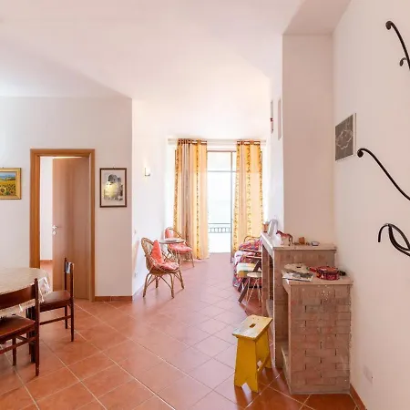 Apartamento In Tr